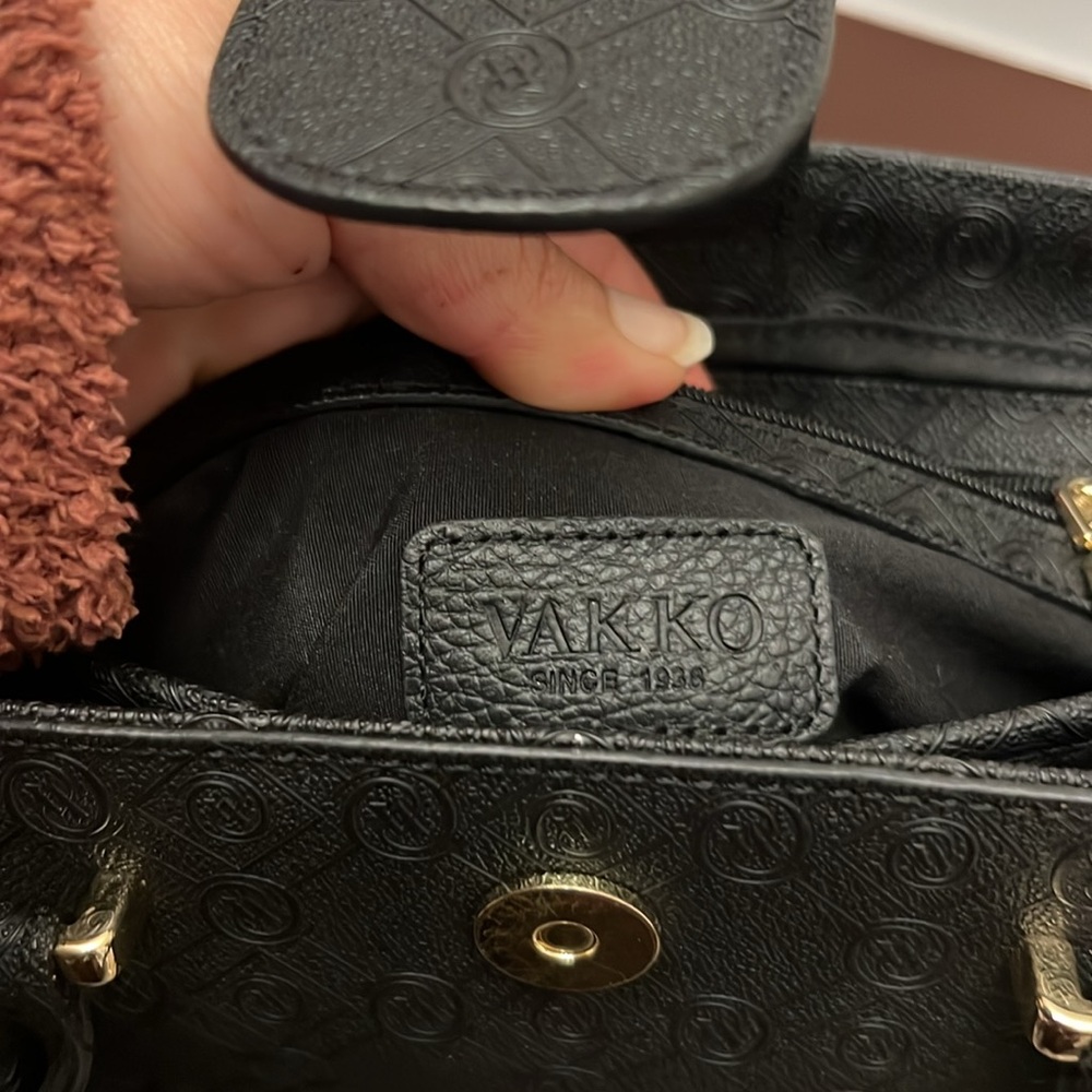 Monogram Vakko handbag - Picture 6 of 12